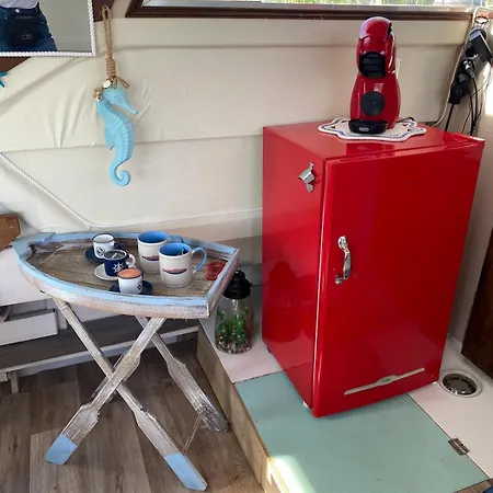 Original Friendly Boat