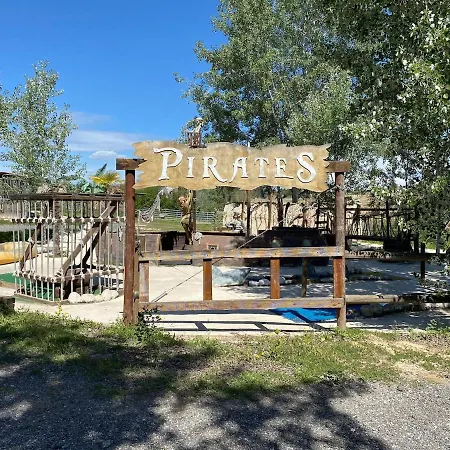Original Friendly Boat *